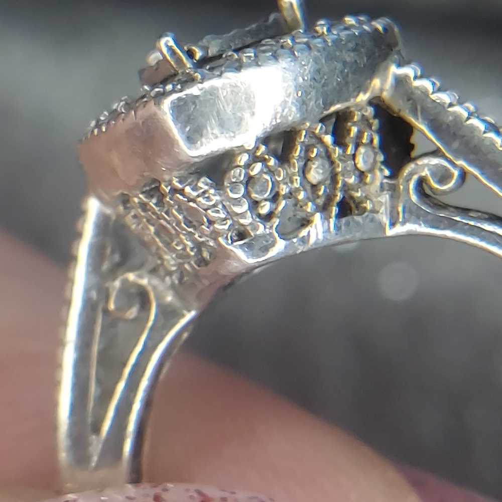 Diamond ring - Picture 3 of 4